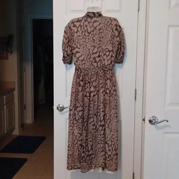 💙🏍NICE button-down dress with pockets and cute sleeves - Picture 7 of 13